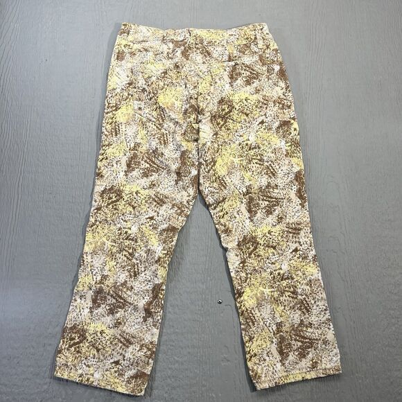 Bandolino Jeans Tatyana Capri Pants Women's 6 Super Stretch Slim Fit Multicolor - Picture 3 of 16